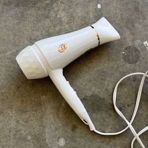 T3 HAIRDRYER | WHITE